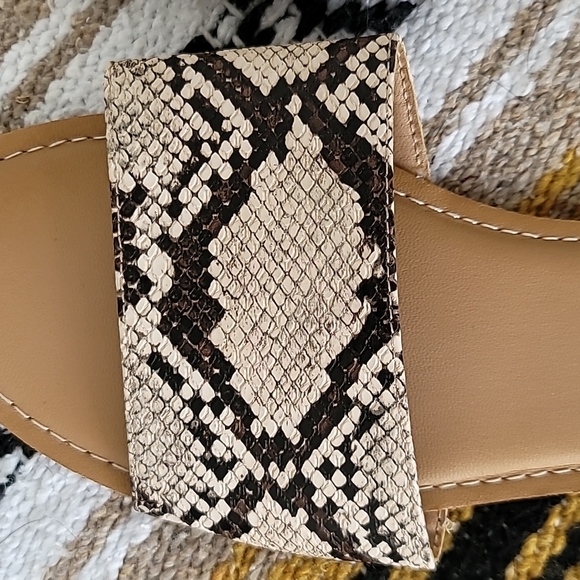 Old Navy Snake Print Sandals - Picture 2 of 5
